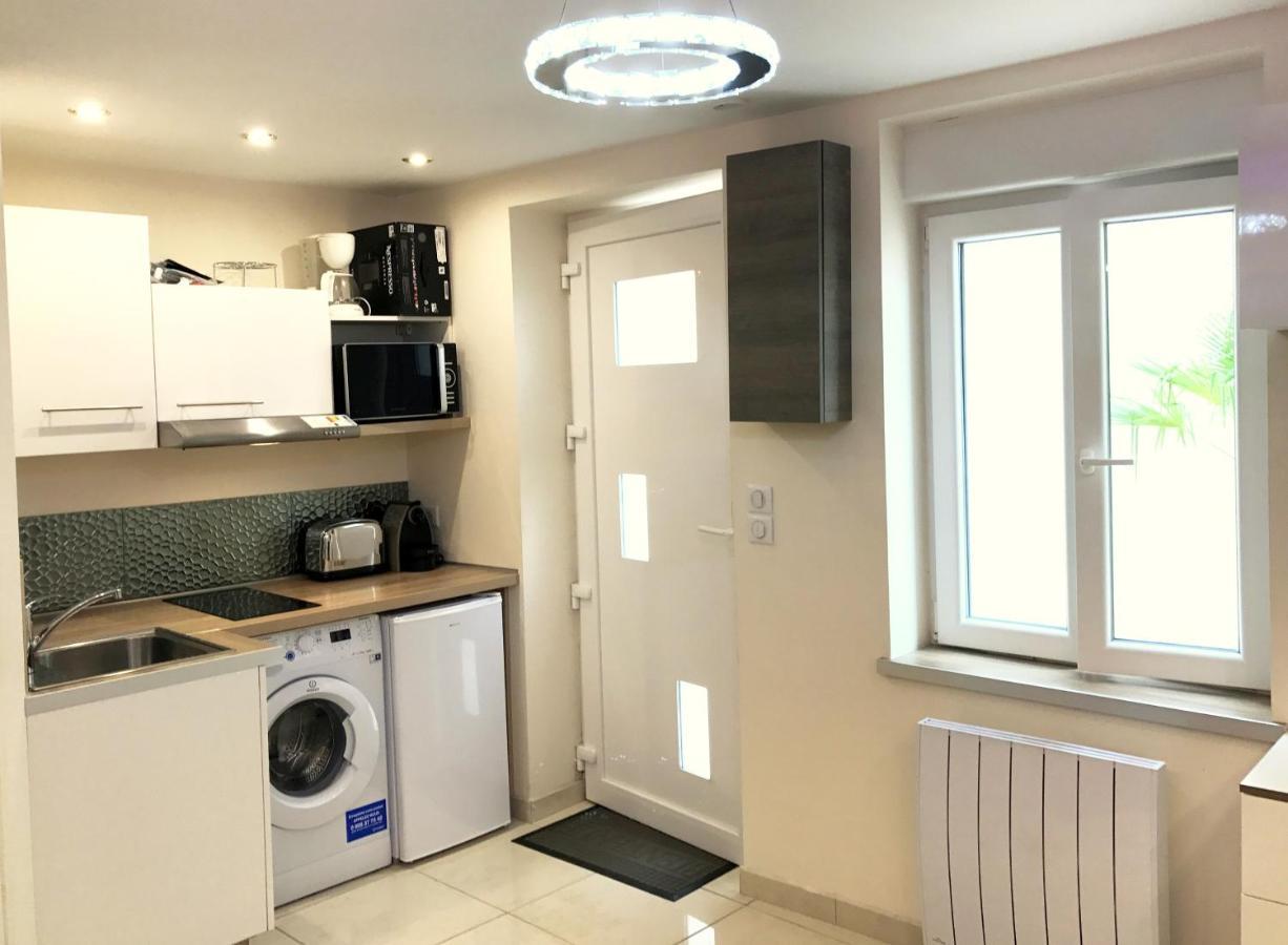 Résidence DESCHAMPS Montluçon Extérieur photo