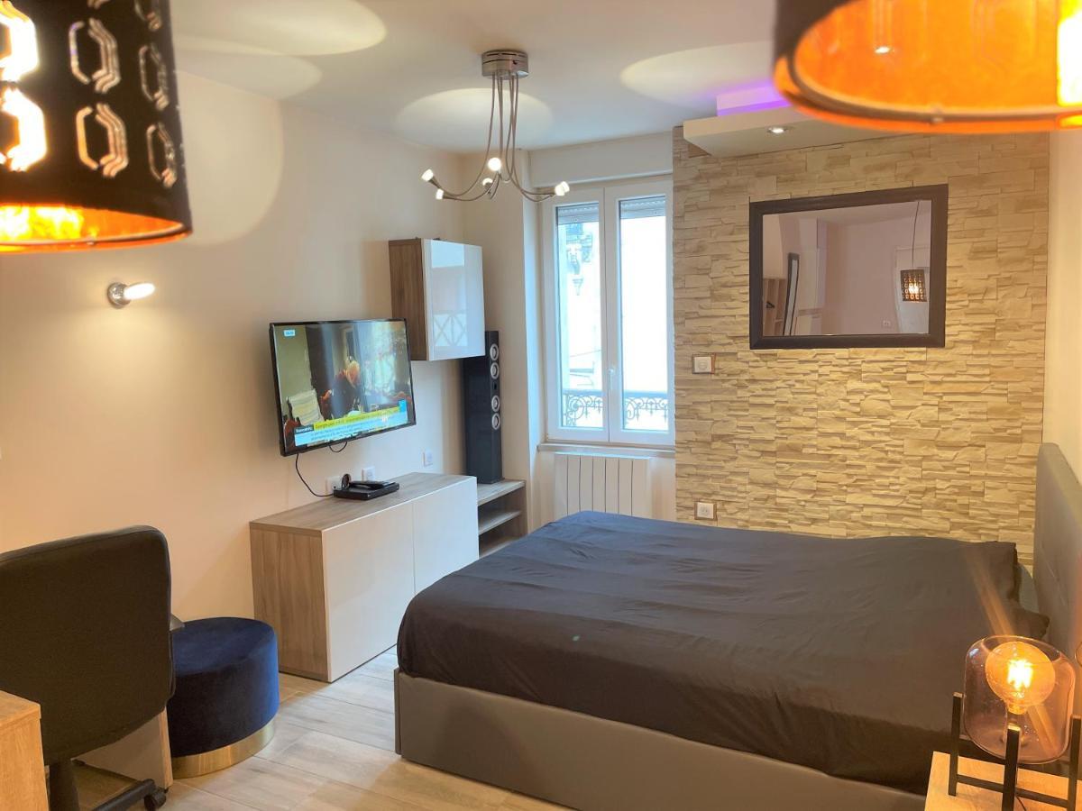 Résidence DESCHAMPS Montluçon Extérieur photo